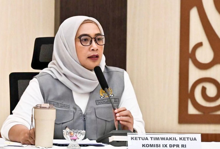 Komisi IX DPR Usulkan AI untuk Atasi Kekurangan Dokter di Daerah Terpencil