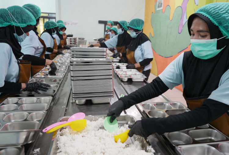 Program MBG Indonesia Dilirik Jepang, Sukses Sentuh 60 Juta Anak, Langsung Study Banding ke SPPG Pasir Putih