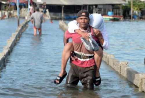 Pulau Pasaran 3 Hari Dilanda Banjir Rob, Aktifitas Warga Berhenti Total