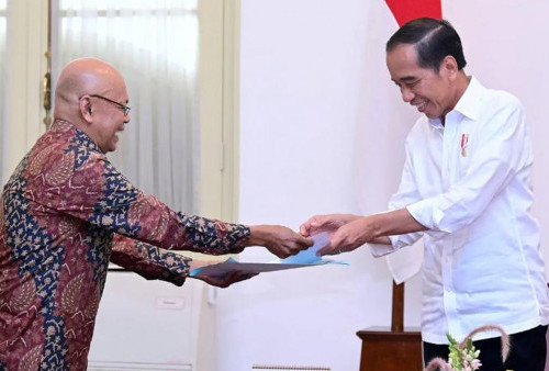 Jokowi Pamer Dapat Undangan Pencoblosan dari KPPS, Berikut Lokasi Pencoblosan Presiden, Capres dan Cawapres