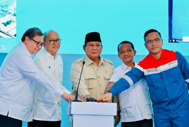 Investasi Rp116 Triliun! Presiden Prabowo Resmikan 13 Proyek Hilirisasi Raksasa di Cilacap 
