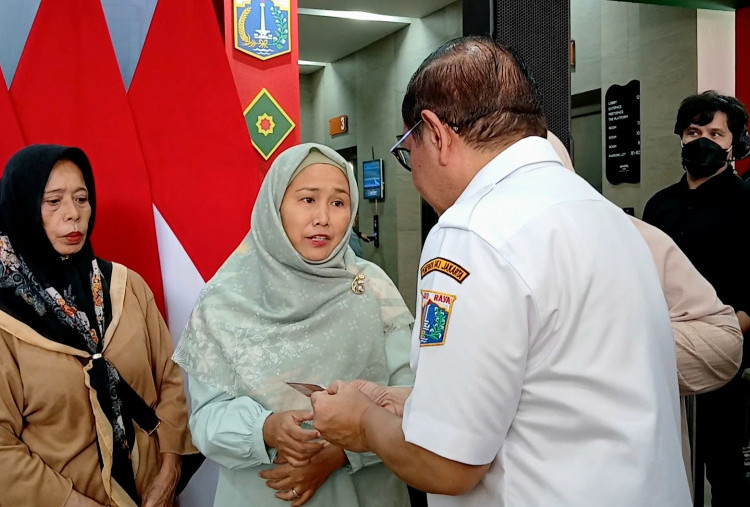 Pramono Resmikan Program 15 Golongan Gratis Naik Transportasi Umum