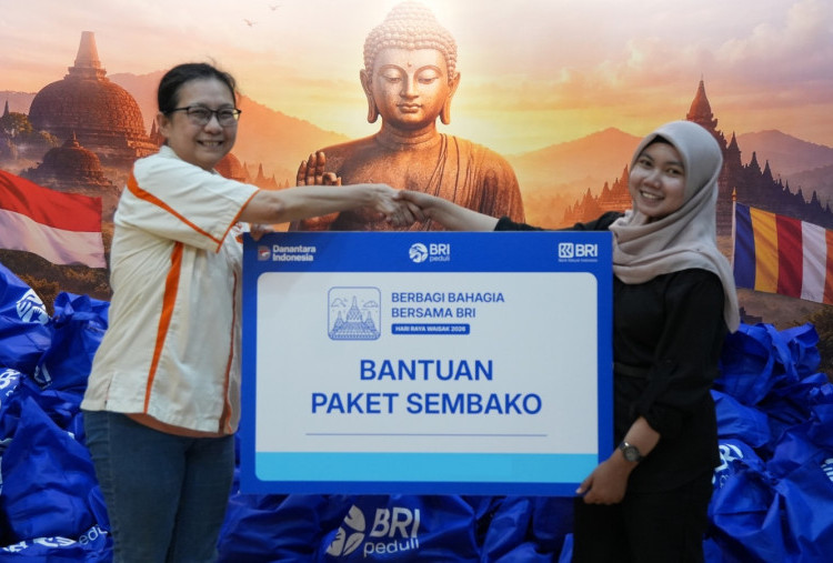 BRI Salurkan 1.000 Paket Sembako untuk Umat Buddha pada Hari Raya Waisak 2026