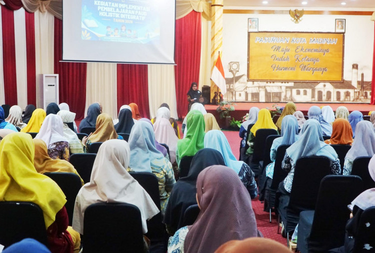 Pemenuhan Layanan dan Hak Anak dalam Pembelajaran PAUD Holistik Integratif di Kota Pasuruan 