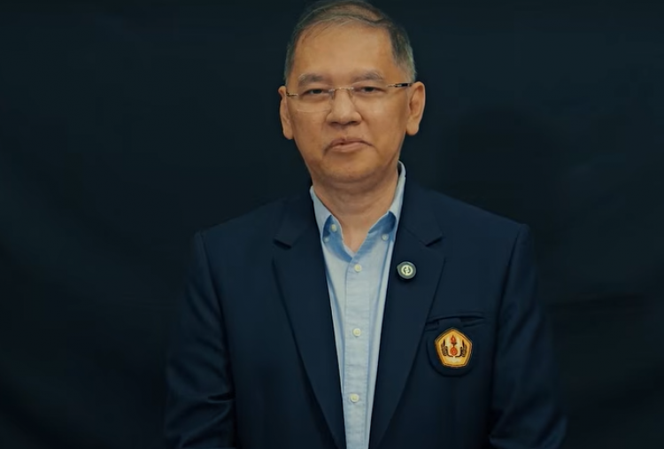 Minta Mahasiswi Kirim Foto Pakai Baju Renang, Guru Besar Unpad Dinonaktifkan