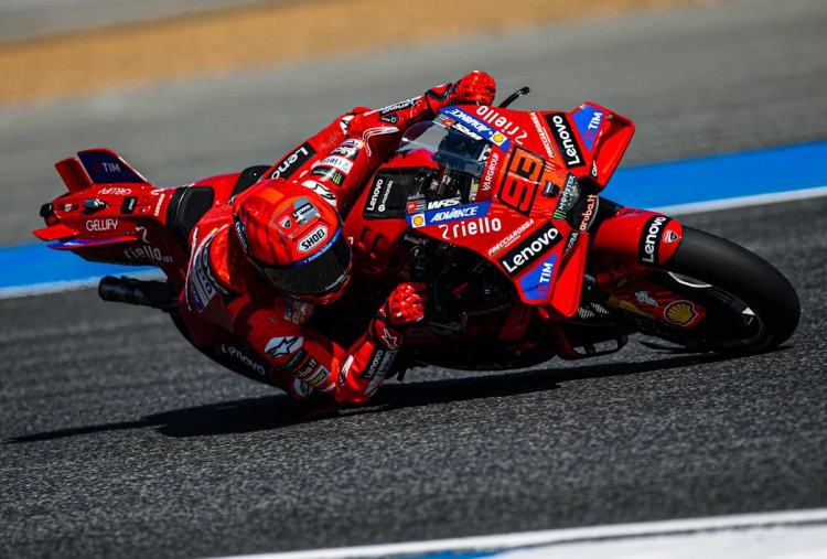 Hasil Sprint Race MotoGP Jerman 2025: Marc Marquez Menang, Bezzecchi Hampir Rebut Tahta Raja Sachsenring