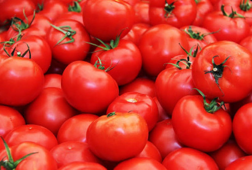 2 Cara Memutihkan Kulit Secara Alami dengan Tomat