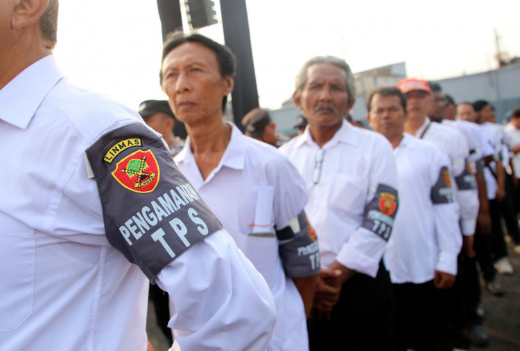 Pilkada Surabaya: Pemkot Kerahkan 7.928 Personel, 1 TPS Dijaga 2 Petugas Ketertiban 