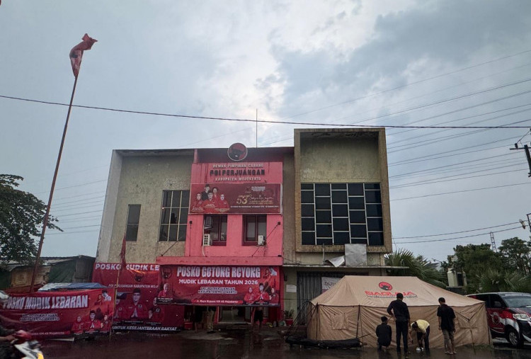 Sambut Arus Mudik, PDIP Jatim Buka 38 Posko Layanan Gratis untuk Pemudik