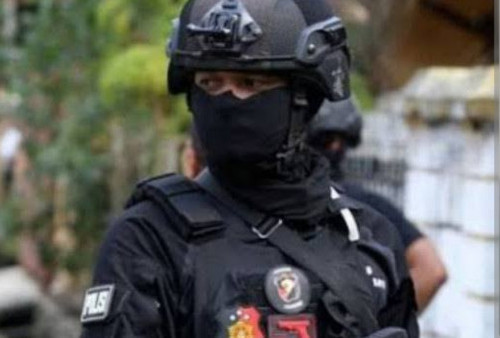 Densus 88 Kembali Tangkap 2 Terduga Teroris di Jateng dan Jatim