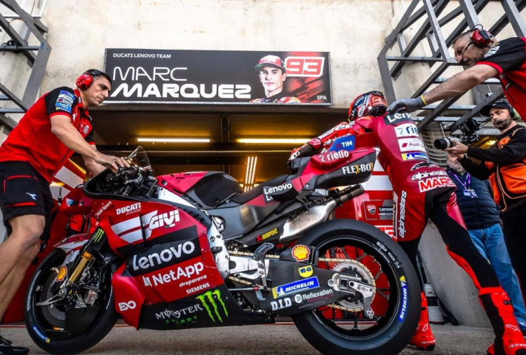 Marc Marquez Sukses Jalani Operasi Patah Kaki Kanan di Madrid, Berapa Lama Dia Absen?