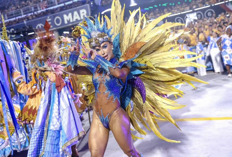 Deretan Pasangan Bintang Sepak Bola Brasil: Cantik, Cerdas dan Sukses di Kariernya