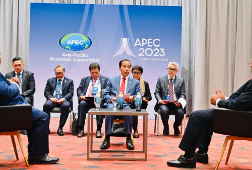 Jokowi Pertemuan Trilateral Bersama PM Papua Nugini dan PM Fiji, Tegaskan Komitmen Kawasan Pasifik Damai  