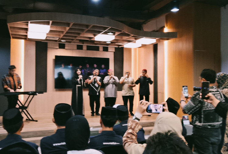 Reuni Hangat Snada dan Dwiki Dharmawan, dari Musik Untuk Kebaikan Bagi Sumatra-Aceh