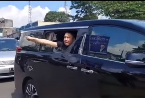 Pria Penumpang Alphard Mengumpat ke Petugas Lalu Lintas di Tasikmalaya, Videonya Viral di Media Sosial
