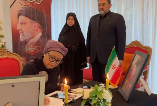 Menlu Retno Kunjungi Kedubes Iran, Sampaikan Belasungkawa Atas Wafatnya Presiden Raisi