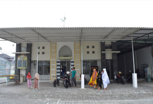 Serial Geliat Masjid Perumahan (Seri 16): Masjid Sabilillah, Sidoarjo; Sedia Food Box