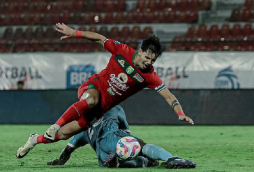 Paul Munster Ungkap Kunci Persebaya Tundukkan PSBS Biak, Bajol Ijo Punya Mental Pemenang! 