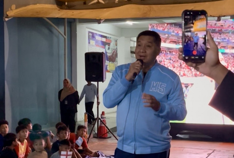 Bukan Sekadar Bola, Ini Alasan Menteri Ara Nobar Piala Dunia 2026 di Rusun KS Tubun Palmerah