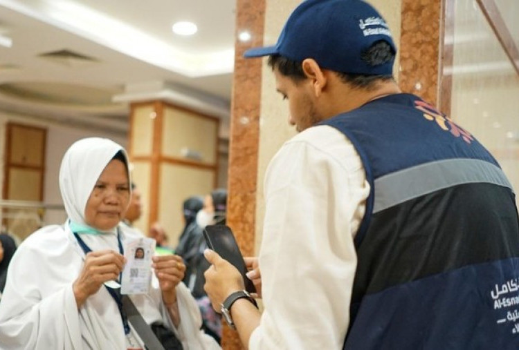 Jamaah Haji Bisa Tenang, Kartu Nusuk Dibagikan Lebih Awal Tahun Ini!