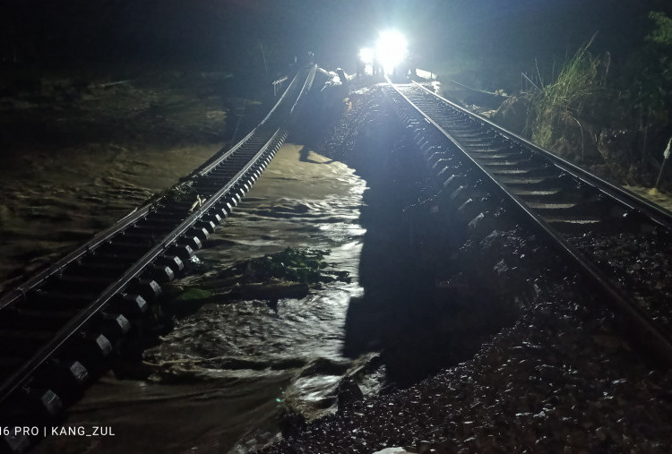 Baru Selesai Diperbaiki, Jalur Rel Gubug-Karangjati Amblas Lagi