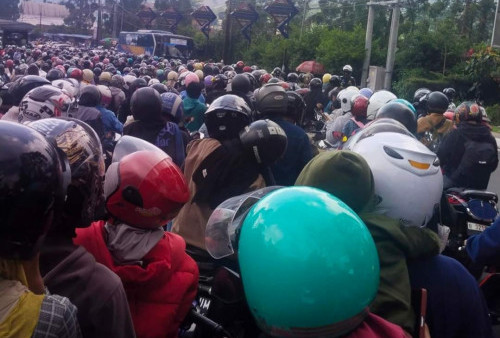 One Way Jalur Puncak Tak Ampuh Atasi Macet di Puncak, Kendaraan Tertahan hingga Arah Jakarta