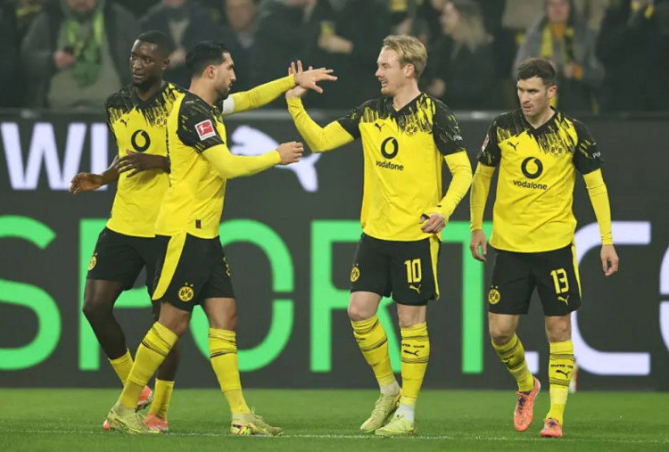 Dortmund vs Mönchengladbach 2-0, Die Borussen Terus Tempel Bayern