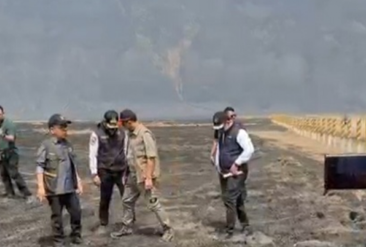 Kebakaran Bromo Belum Padam, Modifikasi Cuaca Terkendala Awan hingga 4 Hari ke Depan