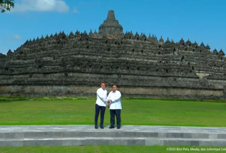 Prabowo Dampingi Macron Kunjungi Candi Borobudur, Perkenalkan Sebagai Mahakarya Peradaban 