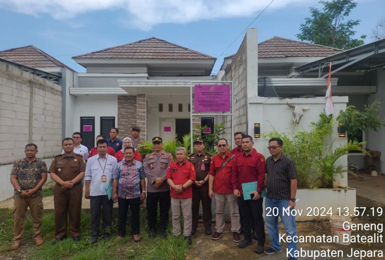 Kejagung Sita Aset Terpidana Rokok Ilegal di Demak, Jawa Tengah  