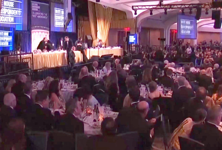 Donald Trump Dievakuasi dari Gedung Putih Saat Jamuan Makan Malam