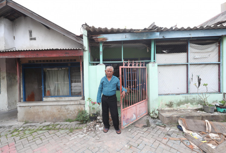 Warga Taman Pelangi Surabaya Terjebak Sengketa Lahan 