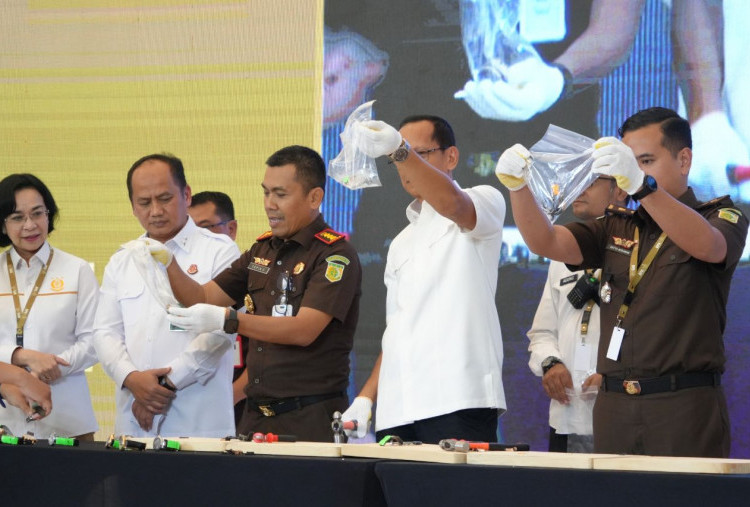 BPA Kejaksaan RI Musnahkan 14 Jam Tangan Milik Terpidana Jimmy Sutopo, Ternyata Barang Palsu