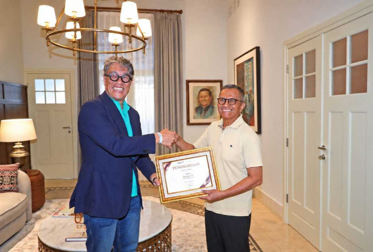 Sequis Life Raih Disway Top Brand Popular Award 2026
