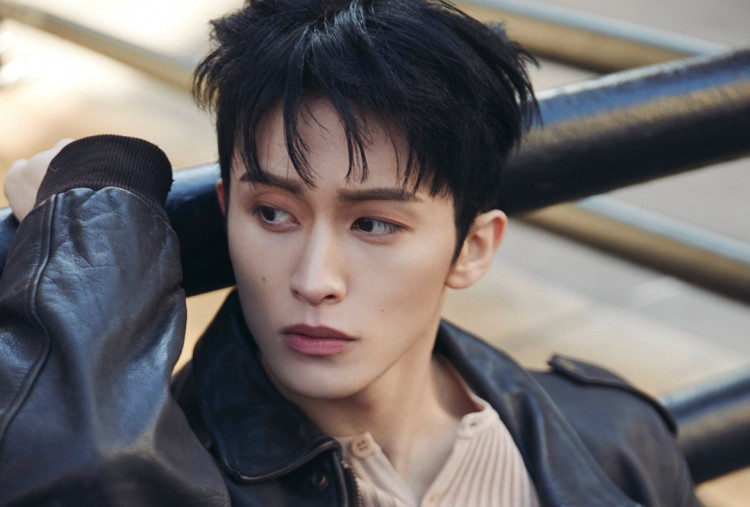 Mark NCT Ulang Tahun ke-26! Dapat Kado Manis dari Sang Ibu dan Kakak Laki-lakinya!