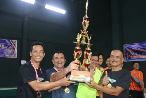 Polres Mura Juara Umum Bulutangkis Omin Cup II