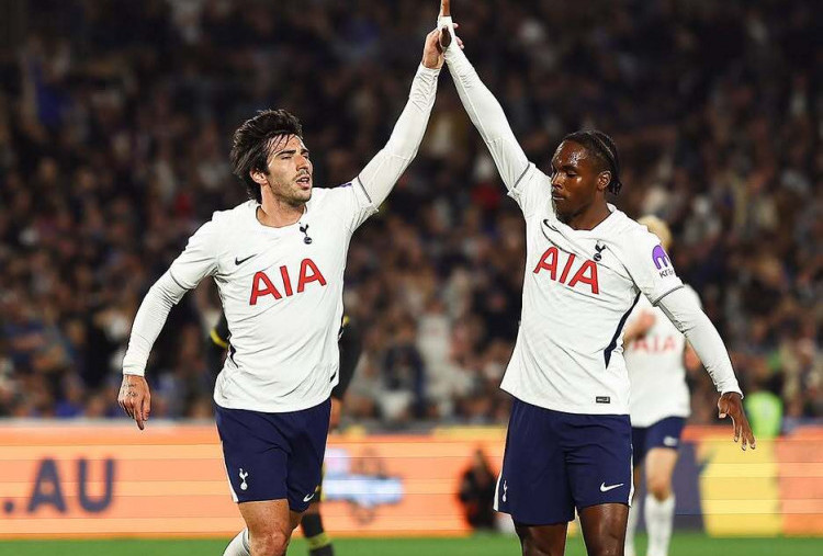 Prediksi Skor Brentford vs Tottenham: Ujian Awal Roberto De Zerbi di Premier League