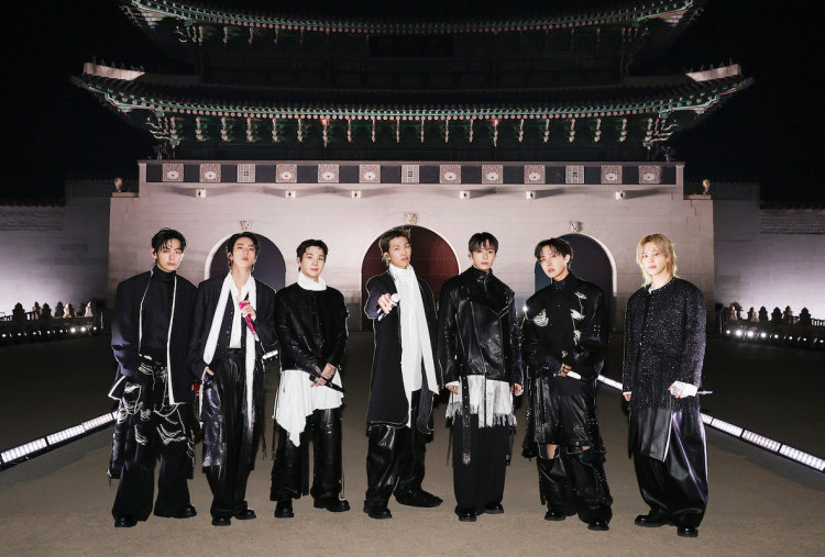 Makna Kostum BTS di Konser Comeback ARIRANG Karya Songzio, Armor yang Super Stylish