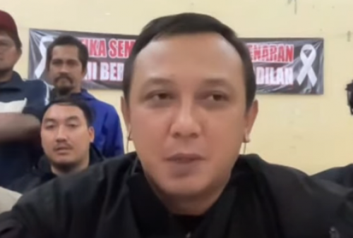 Klarifikasi Dadang Aremania Soal 'Penolakan' Kedatangan Bonek ke Malang: Sepurane Sing Akeh Cak Andi Peci