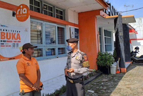 Tekan Tindak Kejahatan, Polres Banjar Gencar Patroli Dialogis dengan Petugas Parkir dan Satpam  