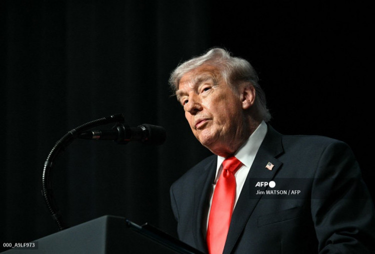 Donald Trump Akui Angkatan Laut AS Bertindak Seperti Bajak Laut dalam Blokade Iran