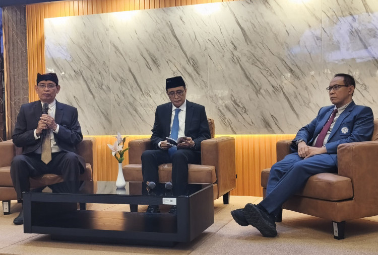 Prof Muhammad Madyan Terpilih Menjadi Rektor Unair Periode 2025-2030