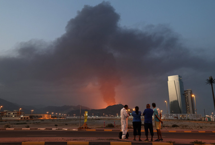 Harga Minyak Dunia Anjlok, Bursa Saham Menguat di Tengah Harapan Damai Timur Tengah