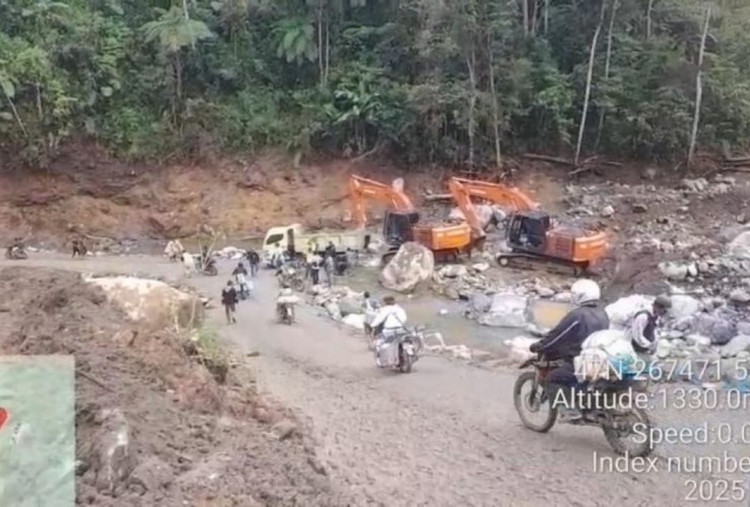 Jalan Simpang KKA Aceh Utara–Bener Meriah Pulih, Distribusi Logistik ke Perbatasan Aceh Lancar