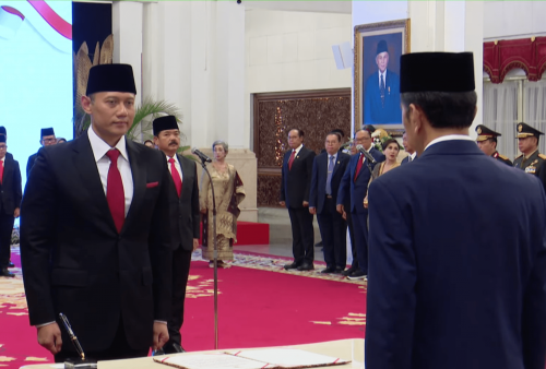 Resmi! Jokowi Lantik Hadi Tjahjono Jadi Menko Polhukam, AHY  Menteri ATR/BPN