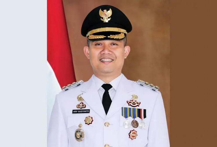 Eks Bupati Kebumen Arif Sugiyanto Terjaring OTT KPK Kasus Korupsi HGB Summarecon di Bogor
