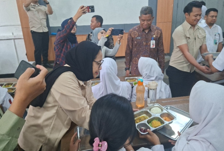 Polemik Menu 'Bintang 5' MBG, SPPG Akui Cuma Kiasan Anggaran