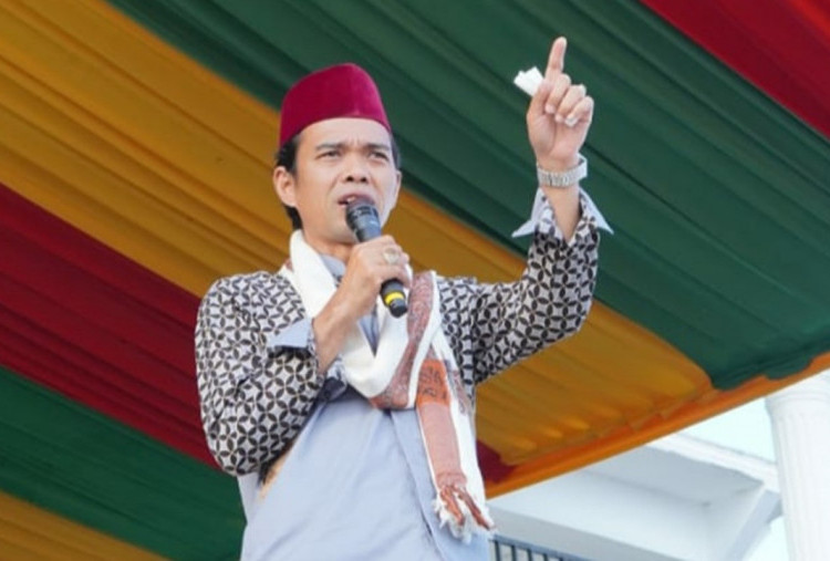 Ustadz Abdul Somad Tegaskan Tak Ada Doa Akhir dan Awal Tahun: Kalau Ada Itu Bohong!