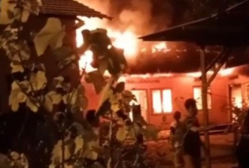 Enam Rumah Ludes Terbakar, 21 Jiwa Kehilangan Tempat Tinggal