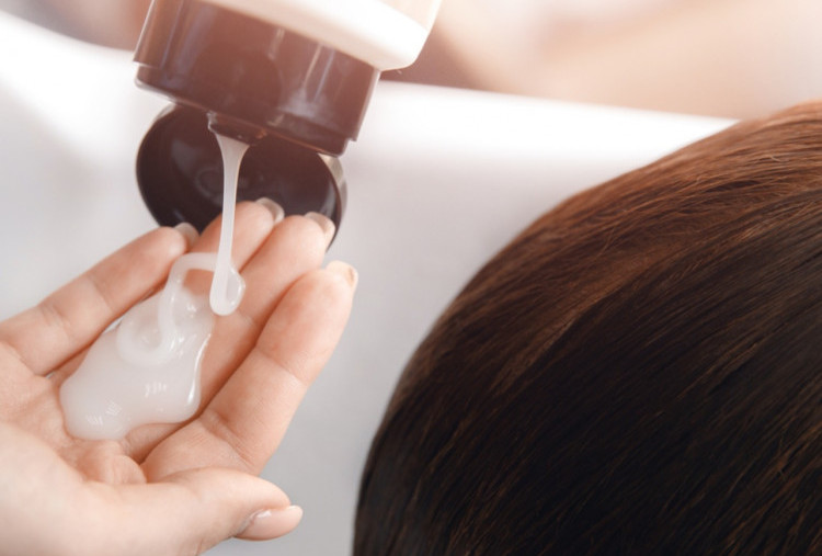 Kegunaan Biotin dan Ketoconazole Dalam Sampo untuk Kesehatan Rambut